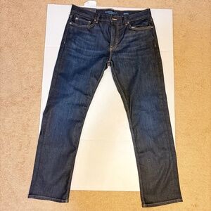 Banana Republic Slim Fit Traveler Jean - 33 x 30 NWT